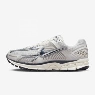 나이키 줌 보메로 5 러닝화 FD0884 025 포톤 더스트