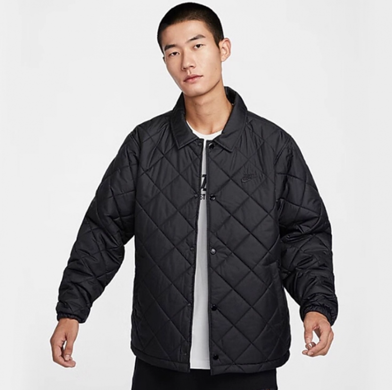 나이키 클럽 경량 퀼팅 써마 핏 충전재 자켓 블랙 FZ0635-010