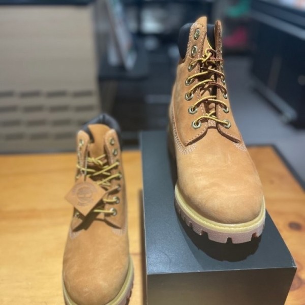 잇썸몰,팀버랜드 6인치 프리미엄 부츠 10061 Wheat Nubuck