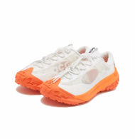 나이키 ACG 마운틴 플라이 2 로우 서밋화이트 오렌지 트레킹화 DV7903-100